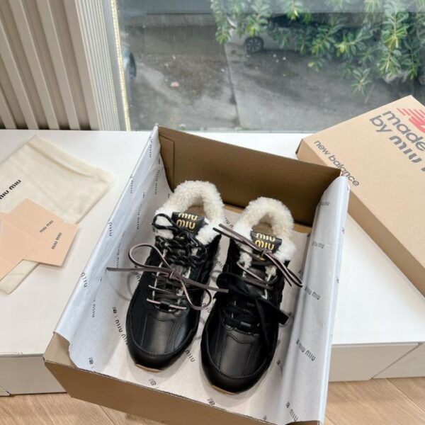 replica,schuhe,beste,kaufen,1:1,besten,seiten,Replik,turnschuhe,sneakers G027 MIUMIU Baumwollschuhe, Fellschuhe, Neue Herbst-/Winter-Schnürschuhe im britischen Stil (RFD3F)
