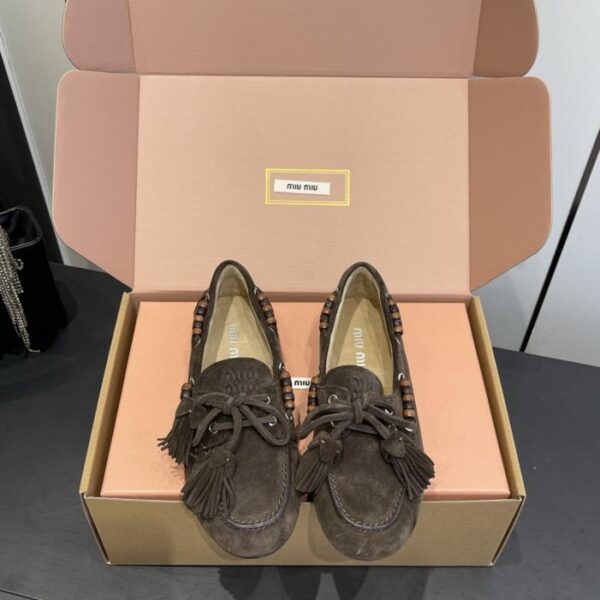 replica,schuhe,beste,kaufen,1:1,besten,seiten,Replik,turnschuhe,sneakers Miu Miu Deckschuhe, Wildleder-Slipper mit doppelten Quasten (JY434)