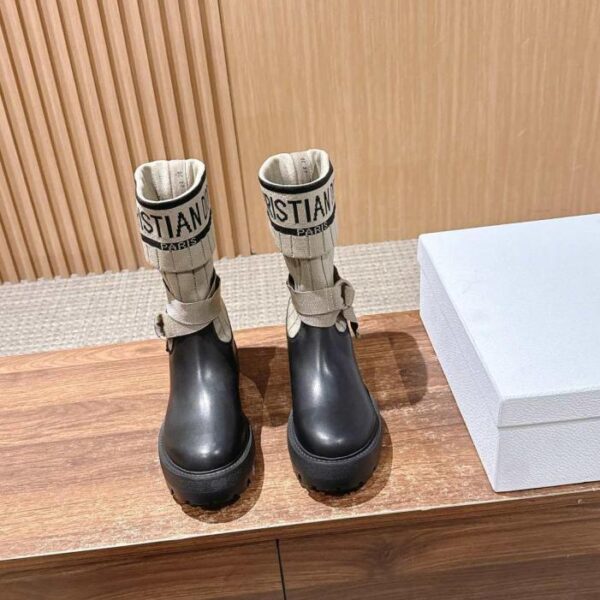 Die neuen Sock Boots von DIOR (J8KIL)