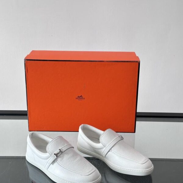 Hermes Wildleder-Loafer (VOOJN)