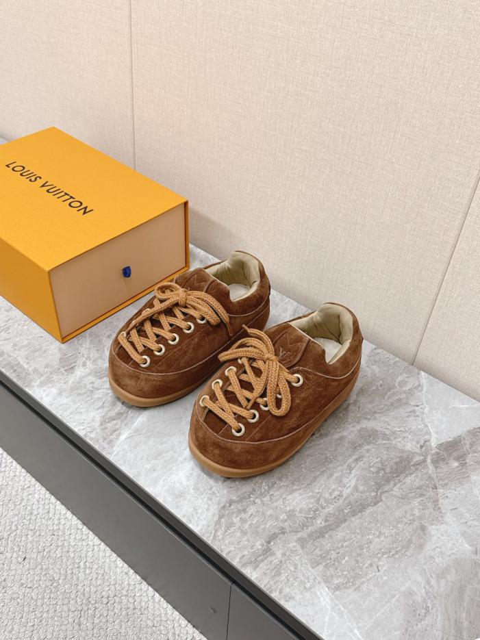 replica,schuhe,beste,kaufen,1:1,besten,seiten,Replik,turnschuhe,sneakers Die neueste Laufstegkollektion von LOUIS VUITTON, die YETI Chubby Loafer (W0M8N), sind auf liebenswerte Weise hässlich. replica,schuhe,beste,kaufen,1:1,besten,seiten,Replik,turnschuhe,sneakers Die neueste Laufstegkollektion von LOUIS VUITTON, die YETI Chubby Loafer (W0M8N), sind auf liebenswerte Weise hässlich.