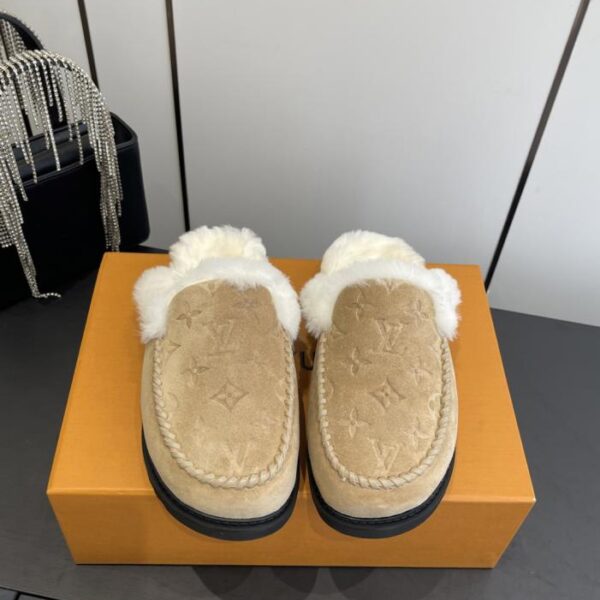 replica,schuhe,beste,kaufen,1:1,besten,seiten,Replik,turnschuhe,sneakers Die neue Skikollektion von Louis Vuitton: Schneestiefel (C2VSH)