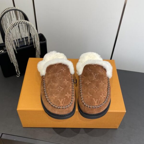 replica,schuhe,beste,kaufen,1:1,besten,seiten,Replik,turnschuhe,sneakers Die neue Skikollektion von Louis Vuitton: Schneestiefel (FXWU7)