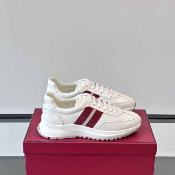 Boutique / Die neuen Herren-Plateau-Sportschuhe aus Leder von Bally (IG8K8)