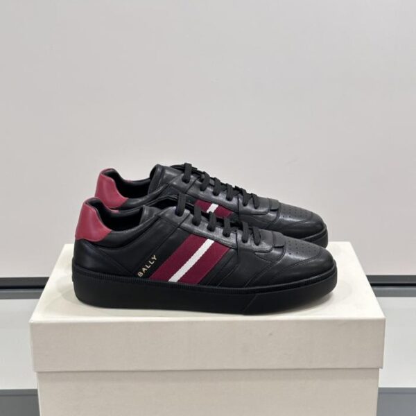 Boutique / BALLY Klassische Herren-Freizeitschuhe mit seitlichem Weblogo (9SVKT)