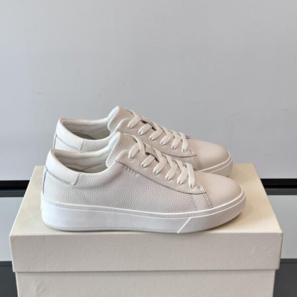 replica,schuhe,beste,kaufen,1:1,besten,seiten,Replik,turnschuhe,sneakers Boutique / Klassische Herren-Freizeitschuhe von BALLY mit dem klassischen Bally-Logo an der Seite (XE7HE).