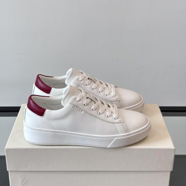 replica,schuhe,beste,kaufen,1:1,besten,seiten,Replik,turnschuhe,sneakers Boutique / Klassische Herren-Freizeitschuhe von BALLY mit dem klassischen Bally-Logo an der Seite (Z4HRN).