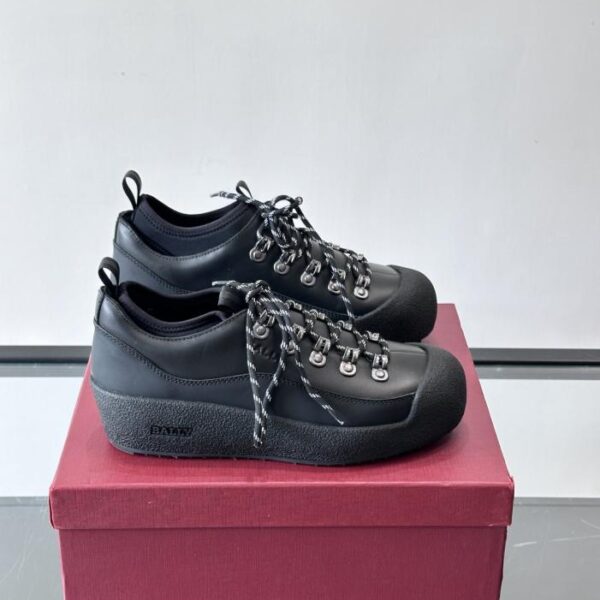 replica,schuhe,beste,kaufen,1:1,besten,seiten,Replik,turnschuhe,sneakers Boutique / Bally Herbst/Winter Modulare Curling-Stiefel, Schwarzes Leder mit elastischer Überkopfabdeckung (LGAB1)