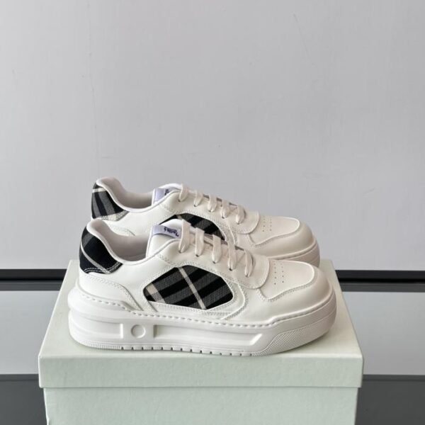 Boutique / Burberry Herren Classic Low-Top Sneakers (164AE)