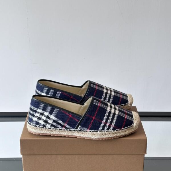 replica,schuhe,beste,kaufen,1:1,besten,seiten,Replik,turnschuhe,sneakers Boutique / Burberry Herren-Slipper aus Canvas mit Karomuster, klassisches Vintage-Karomuster (1187Q)