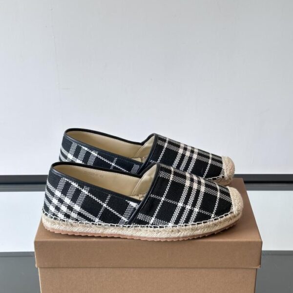 Boutique / Burberry Herren-Slipper aus Canvas mit Karomuster, klassisches Vintage-Karomuster (F3R12)