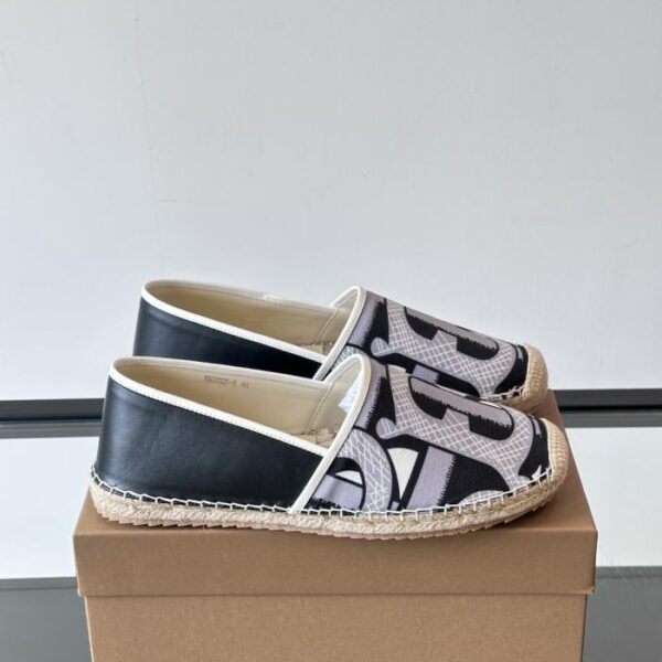 Boutique / Burberry Herren-Slipper aus Canvas mit Karomuster, klassisches Vintage-Karomuster (AK6CQ)