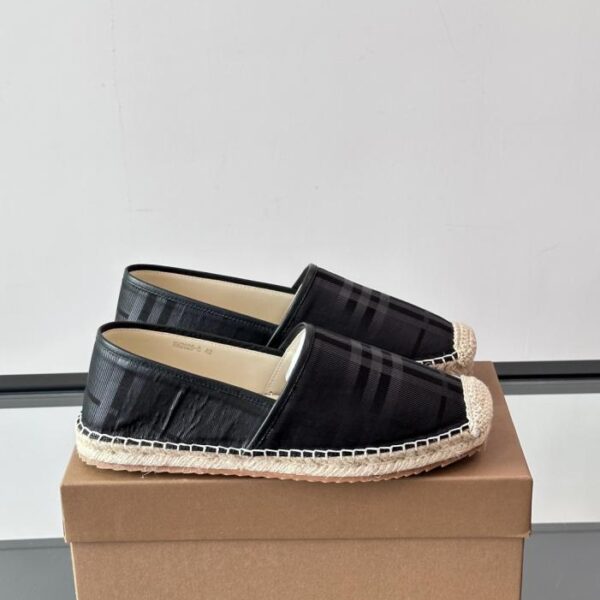 Boutique / Burberry Herren-Slipper aus Canvas mit Karomuster, klassisches Vintage-Karomuster (BQT06)