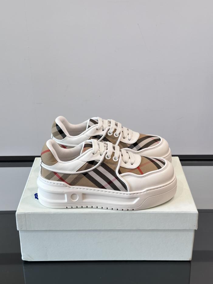 replica,schuhe,beste,kaufen,1:1,besten,seiten,Replik,turnschuhe,sneakers Boutique / Burberry Herren Classic Low-Top Sneakers (FU3QL) replica,schuhe,beste,kaufen,1:1,besten,seiten,Replik,turnschuhe,sneakers Boutique / Burberry Herren Classic Low-Top Sneakers (FU3QL)
