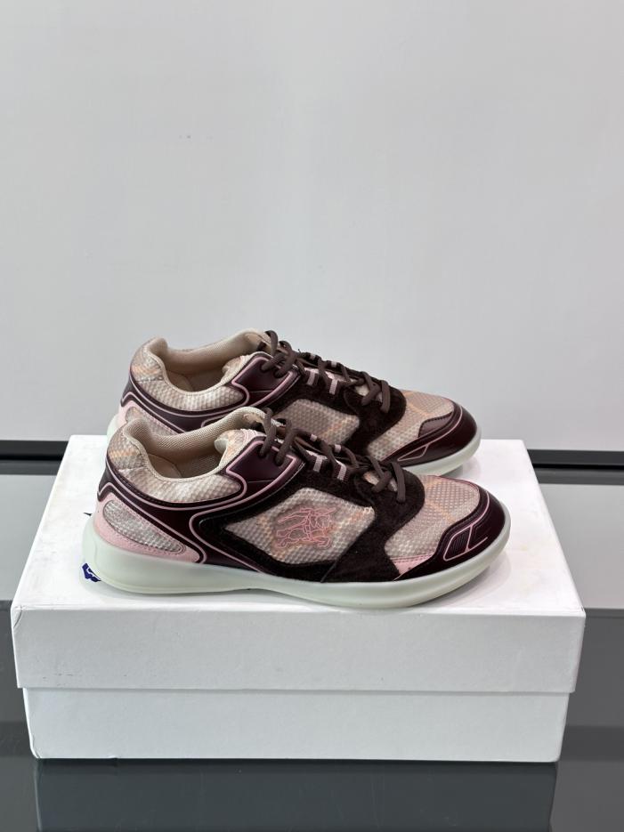 replica,schuhe,beste,kaufen,1:1,besten,seiten,Replik,turnschuhe,sneakers Boutique / Burberry Matrix Schuhe mit klassischem Karomuster und Patchwork-Elementen (RZESG) replica,schuhe,beste,kaufen,1:1,besten,seiten,Replik,turnschuhe,sneakers Boutique / Burberry Matrix Schuhe mit klassischem Karomuster und Patchwork-Elementen (RZESG)