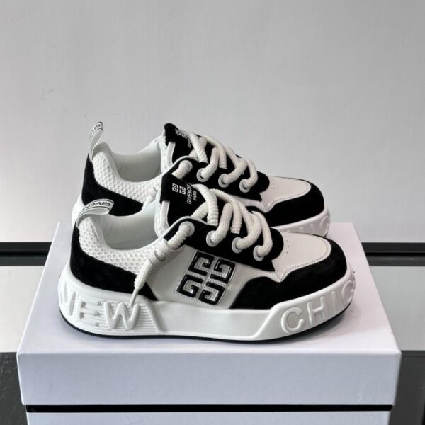 Boutique / GIVENCHY Herren-Sneaker mit Plateauabsatz, hochwertiges Kalbsleder (J2X7T)