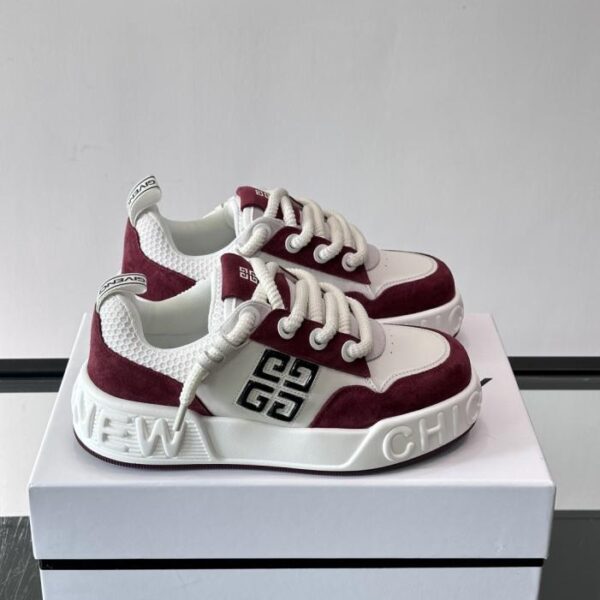 Boutique / GIVENCHY Herren-Sneaker mit Plateauabsatz, hochwertiges Kalbsleder (MTVMH)