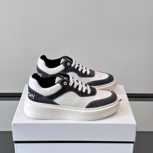 Boutique / GIVENCHY Herren-Sneaker mit Plateauabsatz, hochwertiges Kalbsleder (VU0LU)