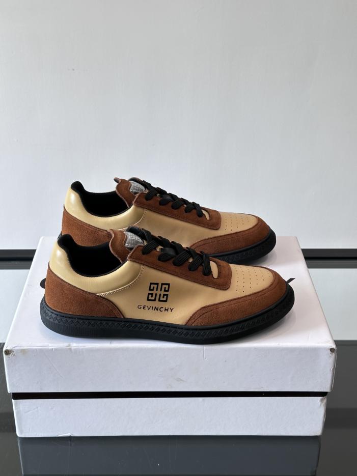 replica,schuhe,beste,kaufen,1:1,besten,seiten,Replik,turnschuhe,sneakers Boutique / GIVENCHY Herren-Sneaker, niedrig geschnitten, aus hochwertigem Leder, mit geprägtem 4G-Logo auf der Zunge (RNYTL) replica,schuhe,beste,kaufen,1:1,besten,seiten,Replik,turnschuhe,sneakers Boutique / GIVENCHY Herren-Sneaker, niedrig geschnitten, aus hochwertigem Leder, mit geprägtem 4G-Logo auf der Zunge (RNYTL)