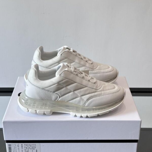 Boutique / Givenchy Herren-Sneaker mit Patchwork-Muster, Neuheiten online erhältlich (HQZBV).