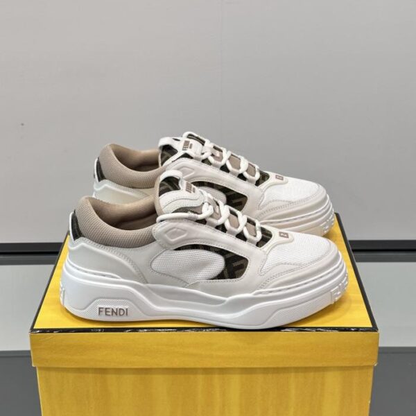 replica,schuhe,beste,kaufen,1:1,besten,seiten,Replik,turnschuhe,sneakers Boutique / Fendis neueste Laufsteg-Sneaker für Frühjahr/Sommer (IB2ZV)