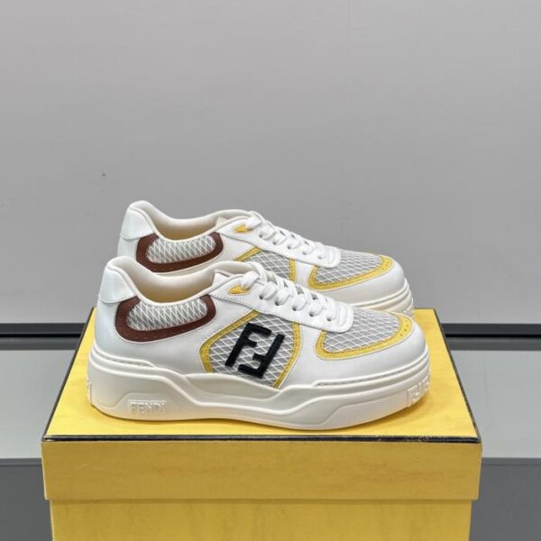 replica,schuhe,beste,kaufen,1:1,besten,seiten,Replik,turnschuhe,sneakers Boutique / Fendis neueste Laufsteg-Sneaker für Frühjahr/Sommer (GX3HU)