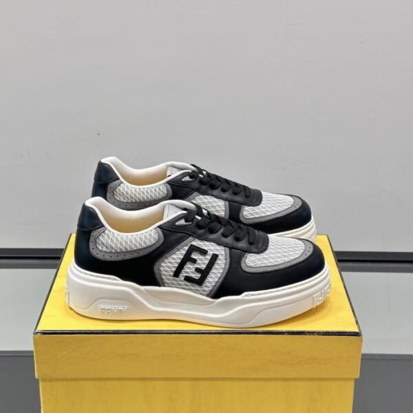 replica,schuhe,beste,kaufen,1:1,besten,seiten,Replik,turnschuhe,sneakers Boutique / Fendis neueste Laufsteg-Sneaker für Frühjahr/Sommer (VQ8NU)