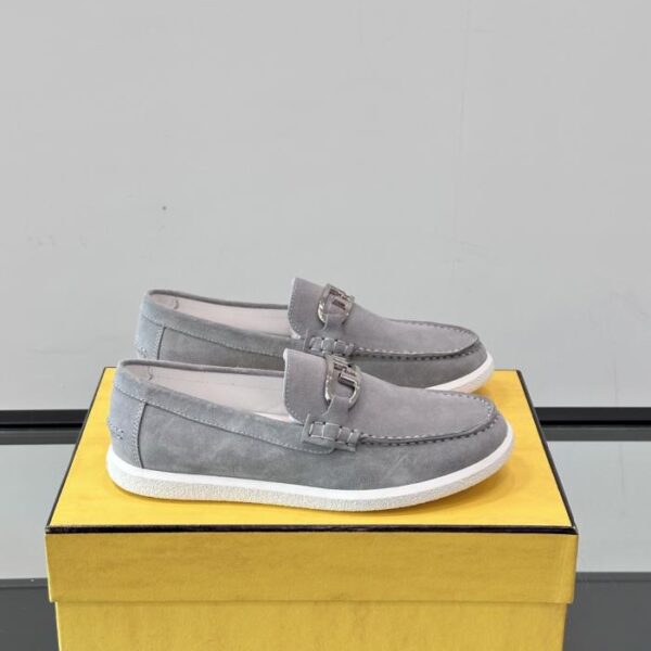 replica,schuhe,beste,kaufen,1:1,besten,seiten,Replik,turnschuhe,sneakers Boutique / Hochwertige Herren-Lederschuhe von Fendi für formelle und legere Anlässe (9UWNI)