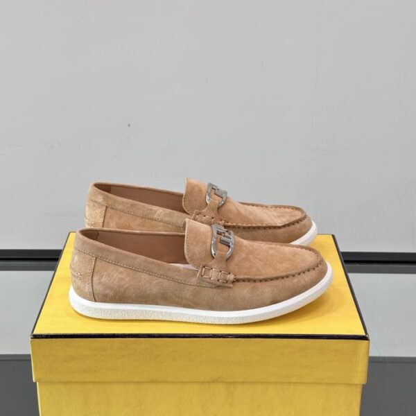 replica,schuhe,beste,kaufen,1:1,besten,seiten,Replik,turnschuhe,sneakers Boutique / Fendi Hochwertige Herren-Lederschuhe für formelle und legere Anlässe (QNUR9)
