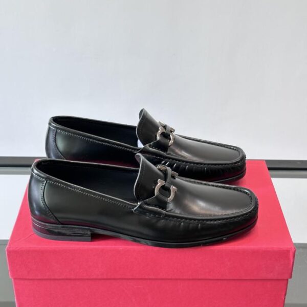 replica,schuhe,beste,kaufen,1:1,besten,seiten,Replik,turnschuhe,sneakers Boutique / Ferragamo Premium Herren-Freizeitschuhe aus Leder (6UD70)