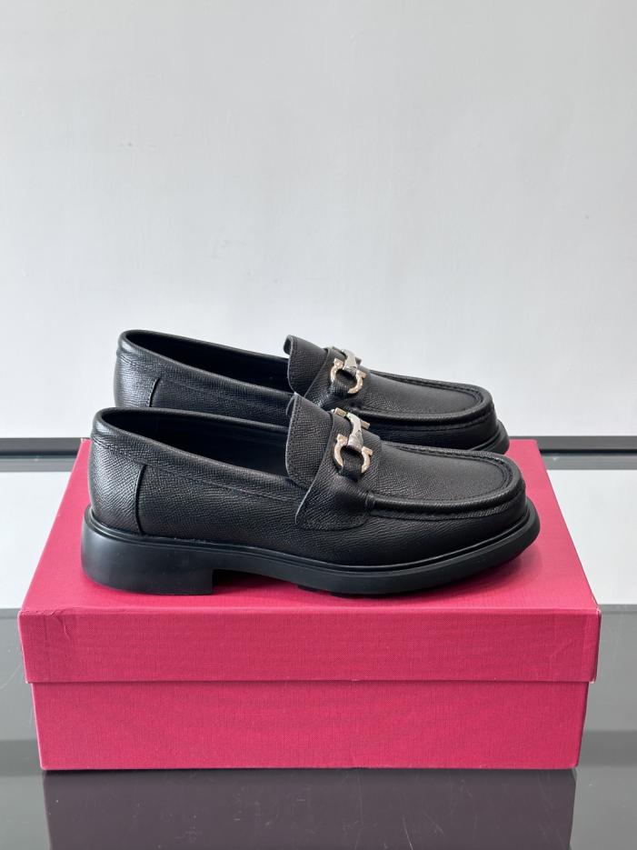 replica,schuhe,beste,kaufen,1:1,besten,seiten,Replik,turnschuhe,sneakers Boutique / Hochwertige Herren-Lederschuhe von Ferragamo für formelle und legere Anlässe (4RO5D) replica,schuhe,beste,kaufen,1:1,besten,seiten,Replik,turnschuhe,sneakers Boutique / Hochwertige Herren-Lederschuhe von Ferragamo für formelle und legere Anlässe (4RO5D)