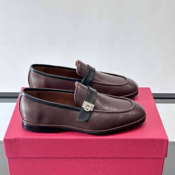 Boutique / Ferragamo Loafer (IFNJ0)