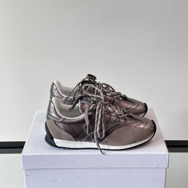 Boutique / Dior D-Sketch Neue Sneaker (5F78T)