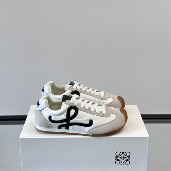 replica,schuhe,beste,kaufen,1:1,besten,seiten,Replik,turnschuhe,sneakers Boutique / Die neuen Ballet Runner 2.0 Sneaker von LOEWE (JCAD4)
