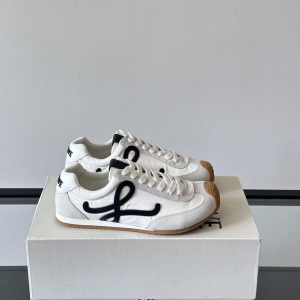 replica,schuhe,beste,kaufen,1:1,besten,seiten,Replik,turnschuhe,sneakers Boutique / Die neuen Ballet Runner 2.0 Sneaker von LOEWE (RGO0C)
