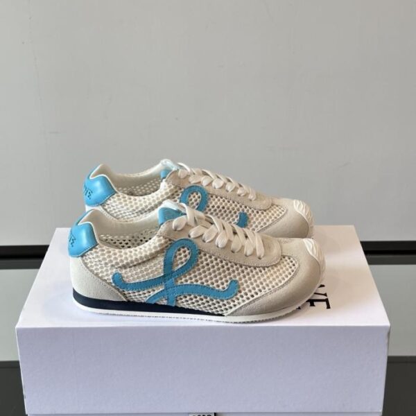 Boutique / Die neuen Ballet Runner 2.0 Sneaker von LOEWE (ANT3TI)