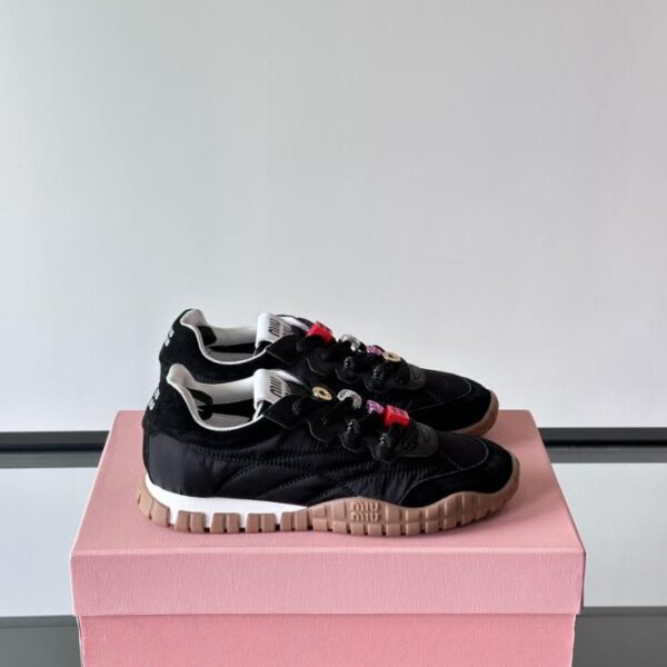 replica,schuhe,beste,kaufen,1:1,besten,seiten,Replik,turnschuhe,sneakers Boutique / Die neuen deutschen Trainingsschuhe von MIUMIU (J5AG0)