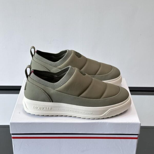 replica,schuhe,beste,kaufen,1:1,besten,seiten,Replik,turnschuhe,sneakers Boutique / Monclers neue Freizeitsneaker (V41AC)