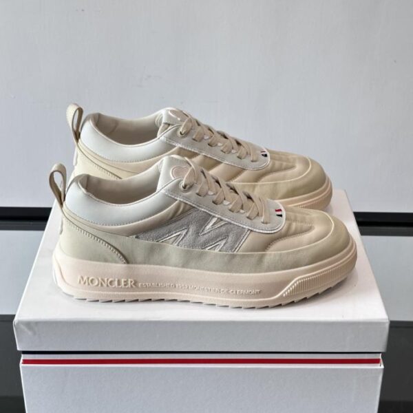 replica,schuhe,beste,kaufen,1:1,besten,seiten,Replik,turnschuhe,sneakers Boutique / Moncler Freizeitsneaker (1EJ4L)