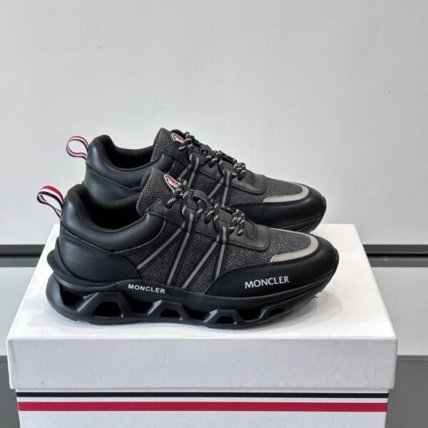 replica,schuhe,beste,kaufen,1:1,besten,seiten,Replik,turnschuhe,sneakers Boutique / Moncler Herren-Sneaker (SL3EN)
