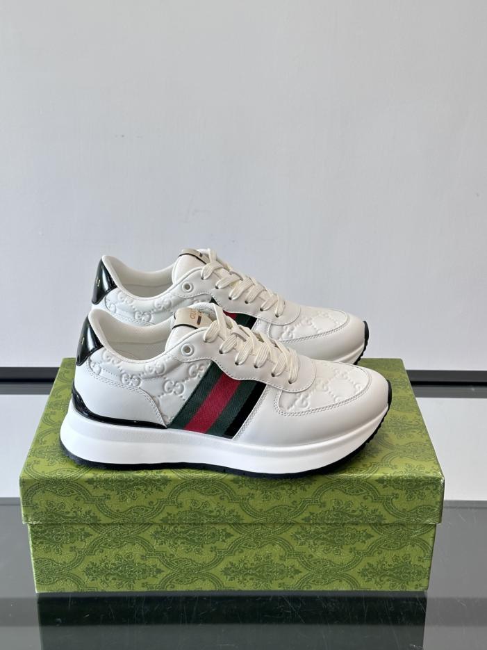 replica,schuhe,beste,kaufen,1:1,besten,seiten,Replik,turnschuhe,sneakers Boutique / Gucci Freizeit-Sneaker aus hochwertigem Kalbsleder mit dem klassischen Doppel-G-Muster auf dem Obermaterial (FT94G). replica,schuhe,beste,kaufen,1:1,besten,seiten,Replik,turnschuhe,sneakers Boutique / Gucci Freizeit-Sneaker aus hochwertigem Kalbsleder mit dem klassischen Doppel-G-Muster auf dem Obermaterial (FT94G).