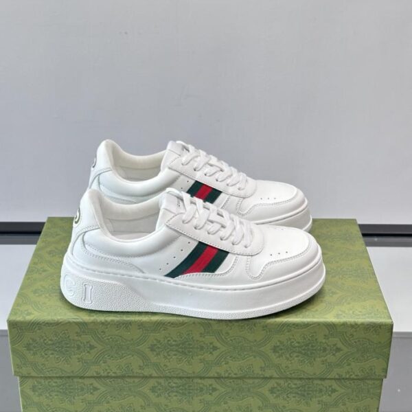 replica,schuhe,beste,kaufen,1:1,besten,seiten,Replik,turnschuhe,sneakers Boutique / Gucci Paar-Plateau-Sneaker in Biscuit (Q4GC6)