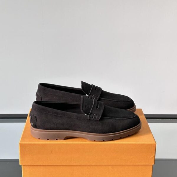 replica,schuhe,beste,kaufen,1:1,besten,seiten,Replik,turnschuhe,sneakers Boutique / TOD’S Herren-Loafer aus hochwertigem Rindsleder mit Markenlogo-Streifenverzierung (MUKNW)