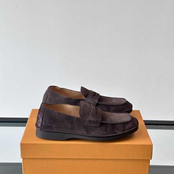 replica,schuhe,beste,kaufen,1:1,besten,seiten,Replik,turnschuhe,sneakers Boutique / Neue Herren-Loafer von TOD’S (81SZM)