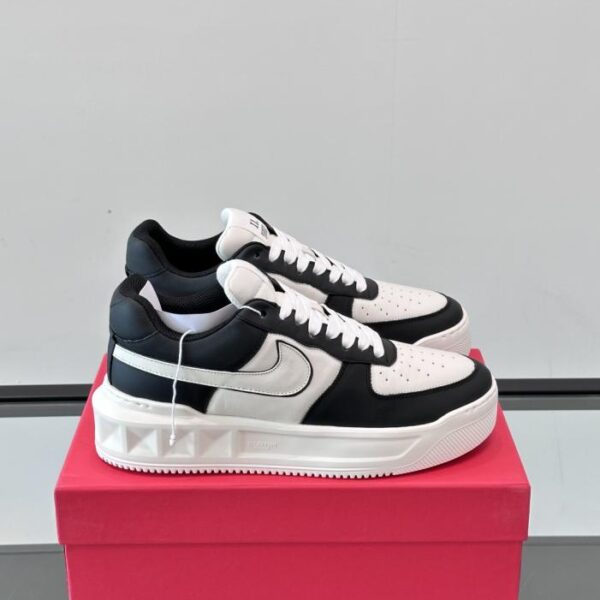 replica,schuhe,beste,kaufen,1:1,besten,seiten,Replik,turnschuhe,sneakers Boutique / Valentino Herren-Sneaker (AKNNL)