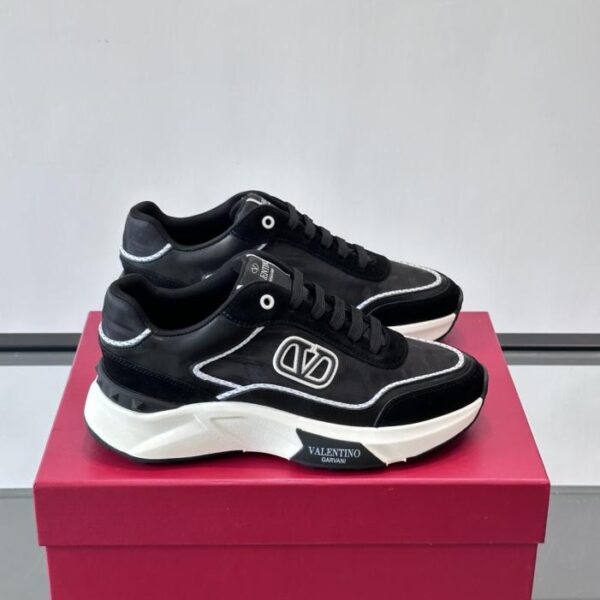 replica,schuhe,beste,kaufen,1:1,besten,seiten,Replik,turnschuhe,sneakers Boutique / Valentino Plateau-Leichtbau-Freizeitschuhe (LQFVS)