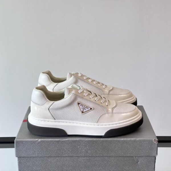 Boutique / Neue sportliche Freizeitschuhe für Herren von Prada (H7LMA)
