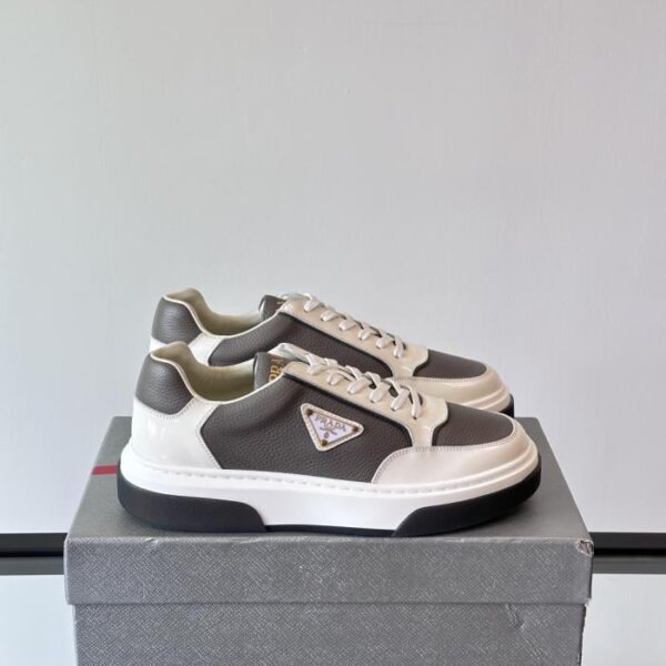 Boutique / Neue sportliche Freizeitschuhe für Herren von Prada (YRZZF)