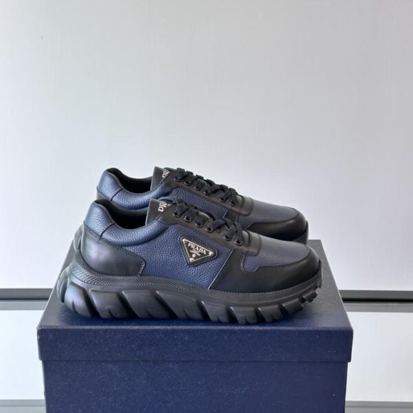 Boutique / Neue sportliche Freizeitschuhe für Herren von Prada (0KM24)