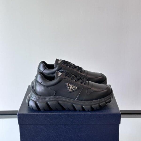 Boutique / Neue sportliche Freizeitschuhe für Herren von Prada (7Z7BF)